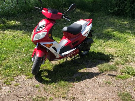 2016 E-Moto YH50QT, красный, 55000 рублей, вид 2