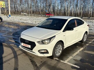 2018 Hyundai Solaris II, белый, 1000000 рублей, вид 1