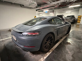 2018 Porsche Cayman III 718 (982), синий, 5500000 рублей, вид 1