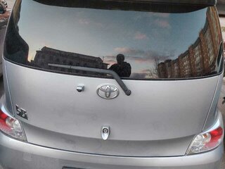2015 Toyota bB II Рестайлинг, серебристый, 1000000 рублей, вид 5