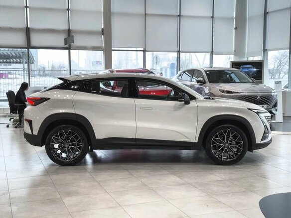 2025 Changan UNI-T I, белый - вид 4
