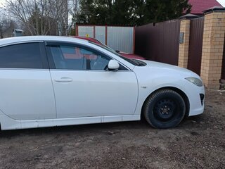 2011 Mazda 6 II (GH) Рестайлинг, белый, 650000 рублей, вид 4