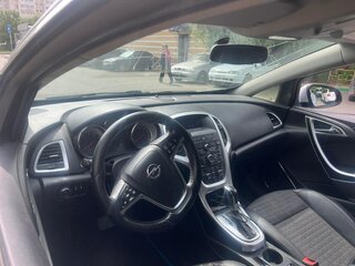 2013 Opel Astra GTC J Рестайлинг, белый, 850000 рублей, вид 5