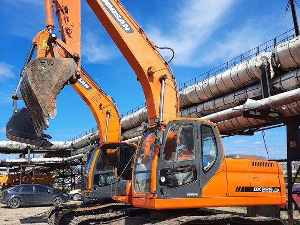 2012 Doosan DX, золотистый - вид 2