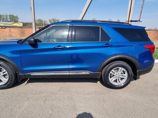 2020 Ford Explorer VI, синий, 3000000 рублей, вид 4