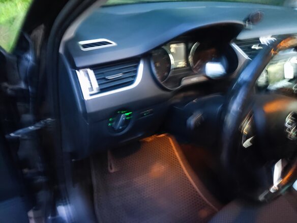 2016 Skoda Octavia III (A7), чёрный, 885000 рублей - вид 17
