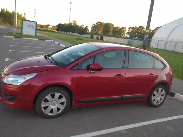 2010 Citroen C4 I Рестайлинг, красный, 400000 рублей - вид 3