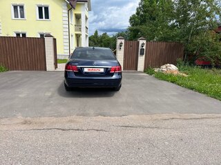 2015 Mercedes-Benz E-Класс 200 IV (W212, S212, C207) Рестайлинг, синий, 1900000 рублей, вид 4