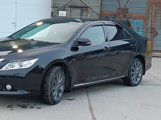 2013 Toyota Camry VII (XV50), чёрный, 1850000 рублей, вид 1