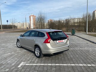 2018 Volvo V60 I Рестайлинг, золотистый, 1350000 рублей, вид 5