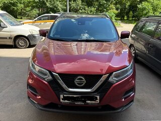 2020 Nissan Qashqai II Рестайлинг, красный, 2300000 рублей, вид 3