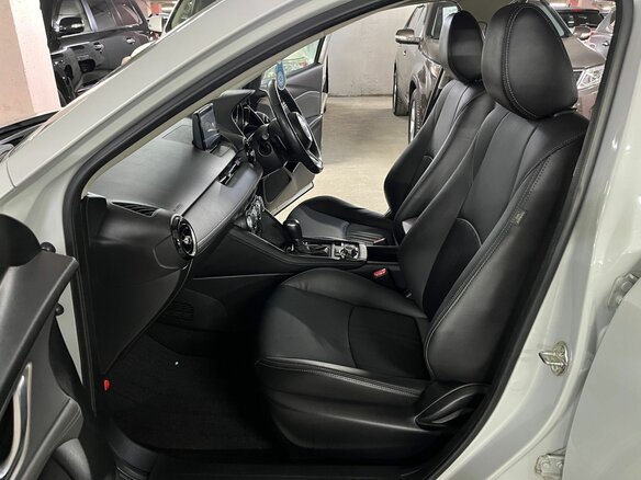 2019 Mazda CX-3 I Рестайлинг, белый, 1695000 рублей - вид 9
