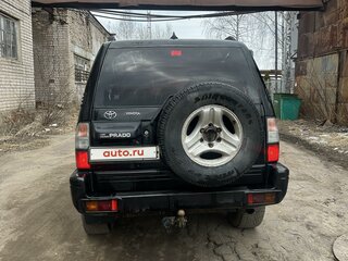 2000 Toyota Land Cruiser Prado 90 Series Рестайлинг, чёрный, 900000 рублей, вид 2