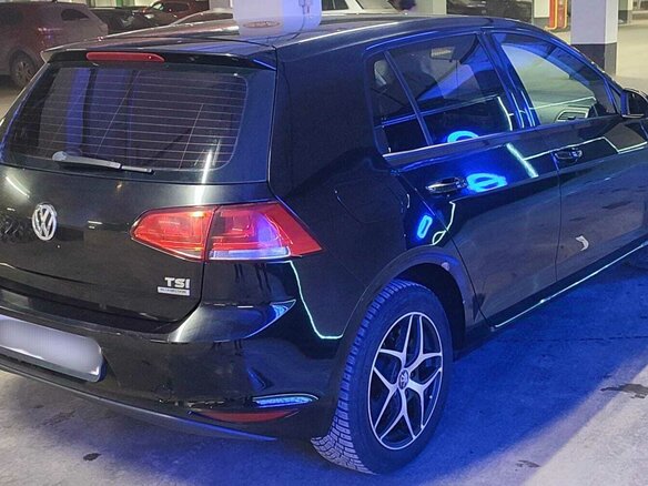 2013 Volkswagen Golf VII, чёрный, 1230000 рублей