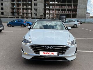 2022 Hyundai Sonata VIII (DN8), белый, 4750000 рублей, вид 3