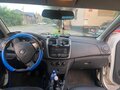 2017 Renault Logan II, белый, 350000 рублей - вид 4