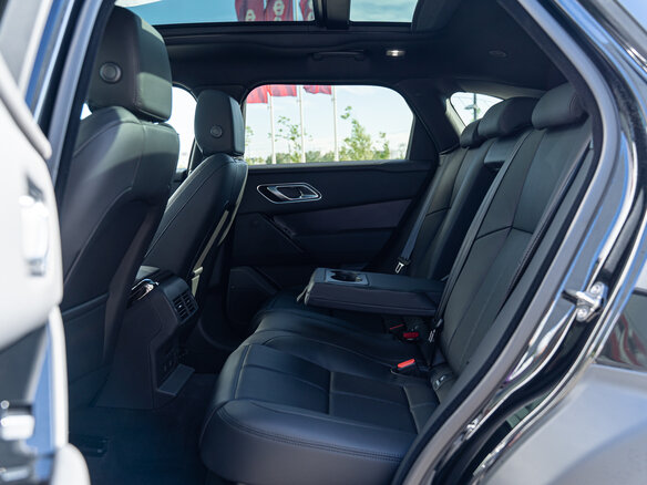 2025 Land Rover Range Rover Velar I Рестайлинг, чёрный, 9990000 рублей - вид 10