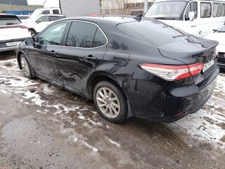2021 Toyota Camry VIII (XV70) Рестайлинг, чёрный, 4312668 рублей, вид 4