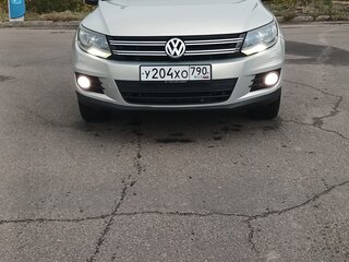 2012 Volkswagen Tiguan I Рестайлинг, серебристый, 1250000 рублей, вид 3