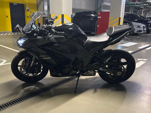 2020 Kawasaki Z 1000SX, чёрный, 1600000 рублей