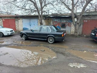 1986 BMW 3 серии 325i II (E30), чёрный, 850000 рублей, вид 2