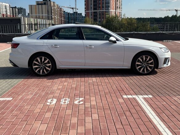 2021 Audi A4 40 TFSI V (B9) Рестайлинг, белый, 2847840 рублей - вид 4