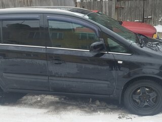 2010 Opel Zafira B Рестайлинг, чёрный, 800000 рублей, вид 4