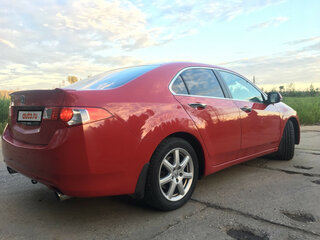 2008 Honda Accord VIII, красный, 1310000 рублей, вид 4