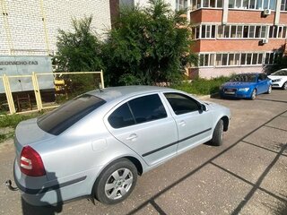 2008 Skoda Octavia II (A5), серебристый, 650000 рублей, вид 3
