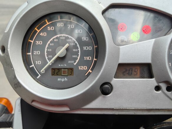 2009 BMW G 650 GS, красный, 400000 рублей - вид 8