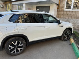 2023 Volkswagen Tayron I Рестайлинг, белый, 3700000 рублей, вид 3