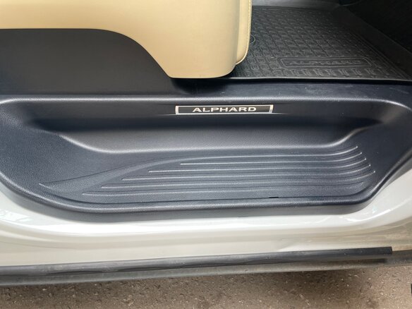 2021 Toyota Alphard III Рестайлинг, белый, 8500000 рублей - вид 14