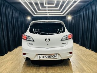 2013 Mazda Axela II Рестайлинг, белый, 1079000 рублей, вид 5