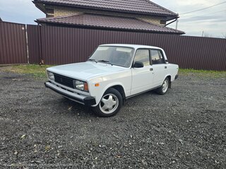 2004 Lada (ВАЗ) 2105, белый, 300000 рублей, вид 1