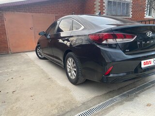 2018 Hyundai Sonata VII (LF) Рестайлинг, чёрный, 1450000 рублей, вид 5