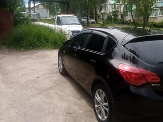 2010 Opel Astra J, чёрный, 700000 рублей, вид 5
