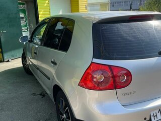2004 Volkswagen Golf V, серебристый, 620000 рублей, вид 2