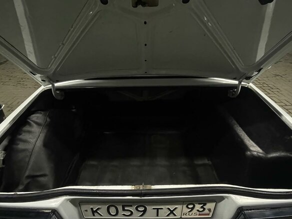 2002 Lada (ВАЗ) 2107, белый, 210000 рублей - вид 8