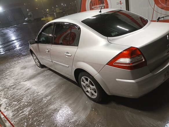 2008 Renault Megane II Рестайлинг, серебристый, 480000 рублей - вид 3