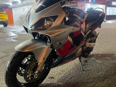 2003 Honda CBR 600F, серебристый, 390000 рублей, вид 2