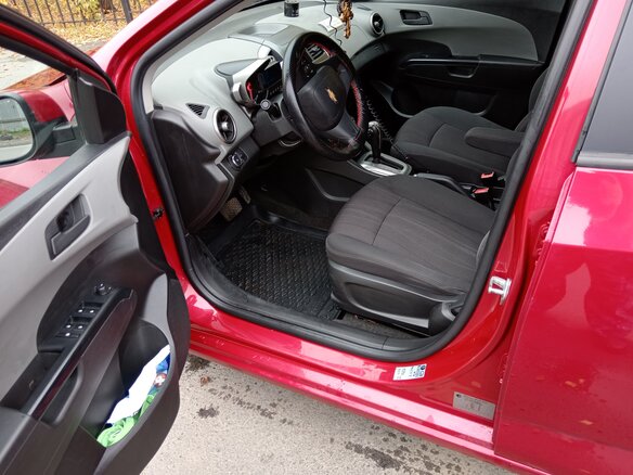 2013 Chevrolet Aveo II, красный, 750000 рублей - вид 19