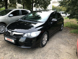 2010 Honda Civic VIII Рестайлинг, чёрный, 700000 рублей, вид 1