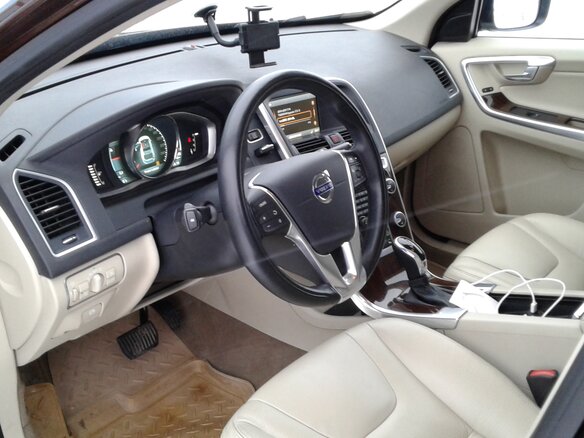 2013 Volvo XC60 I Рестайлинг, коричневый - вид 2
