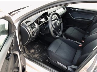 2017 Skoda Rapid I, жёлтый, 790000 рублей, вид 5