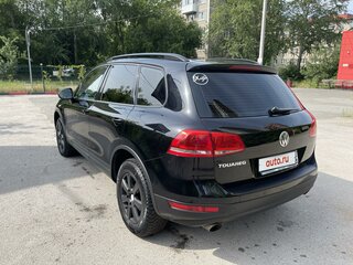 2014 Volkswagen Touareg II, чёрный, 2420000 рублей, вид 5
