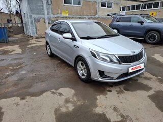 2014 Kia Rio III, серебристый, 790000 рублей, вид 3