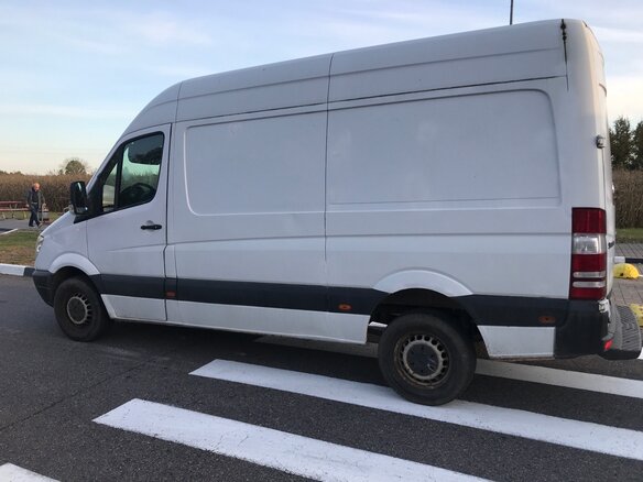 2006 Mercedes-Benz Sprinter, белый, 1100000 рублей - вид 2