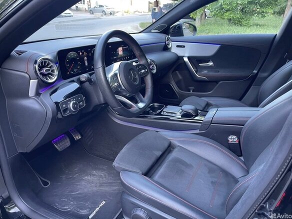 2020 Mercedes-Benz CLA 200 d II (C118, X118), чёрный, 2990000 рублей - вид 8