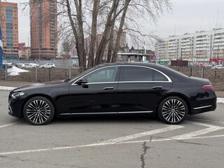 2021 Mercedes-Benz S-Класс 450 Long 4MATIC VII (W223), чёрный, 7700000 рублей, вид 2