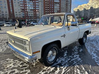 1982 Chevrolet C/K III, белый, 5800000 рублей, вид 2